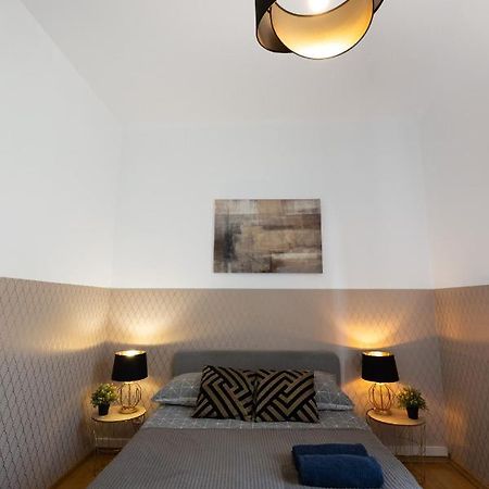 Clicktheflat Aleje Niepodleglosci Center Apart Rooms Warschau Exterior foto