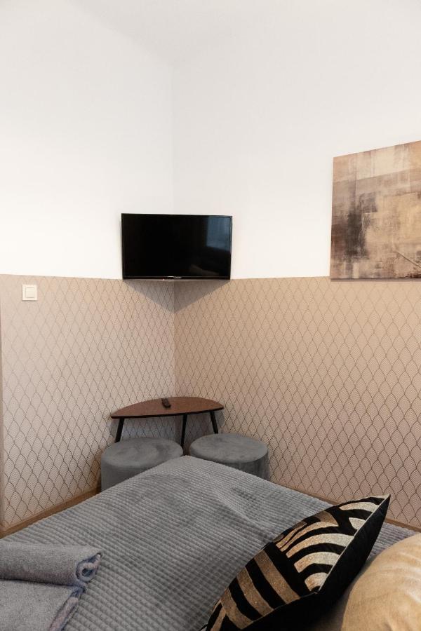 Clicktheflat Aleje Niepodleglosci Center Apart Rooms Warschau Exterior foto