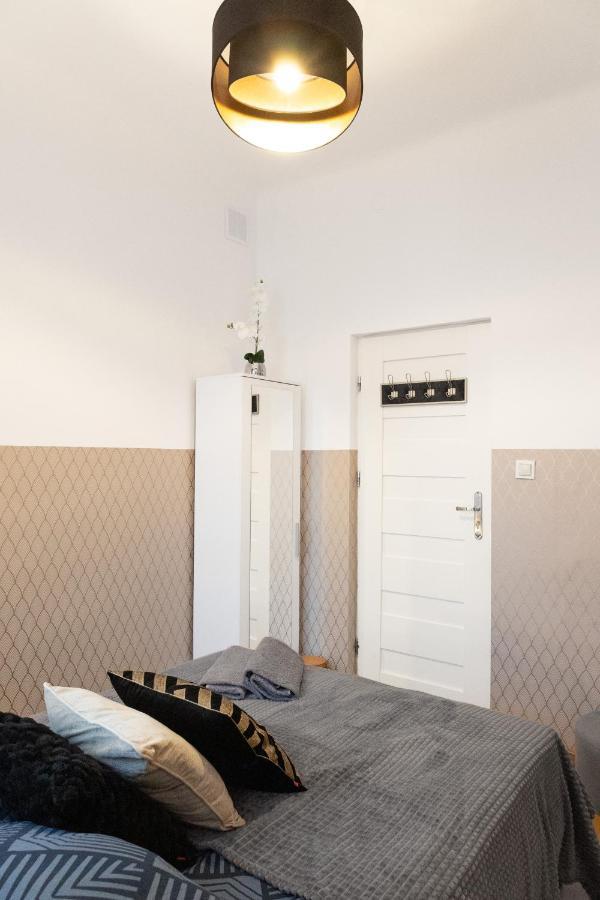 Clicktheflat Aleje Niepodleglosci Center Apart Rooms Warschau Exterior foto